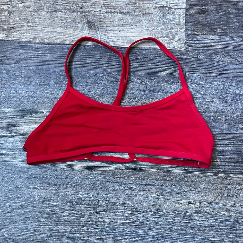 Jolyn red top